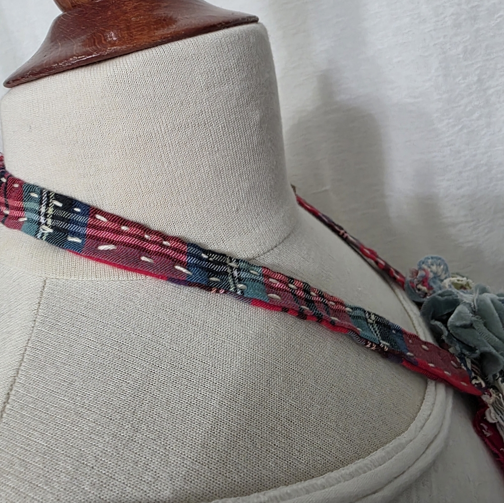 JABOT MOSSIE ANNA ARTISAN DESIGN OOAK NWT Vintage Textiles - Picture 10 of 14